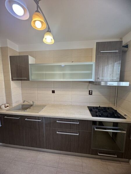 Costin Georgian, Piata Minis,