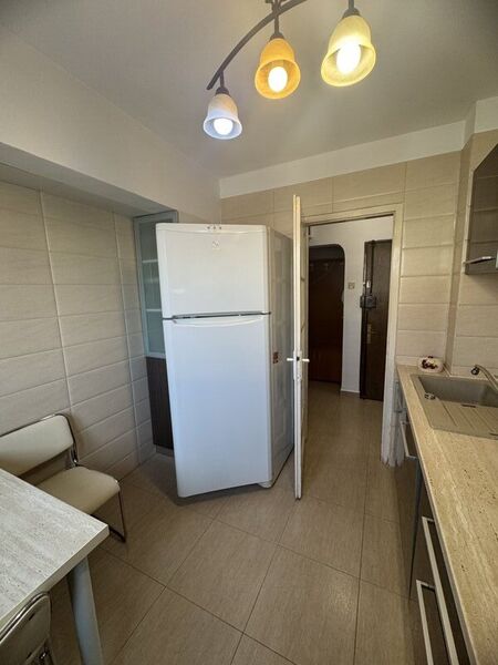 Costin Georgian, Piata Minis,